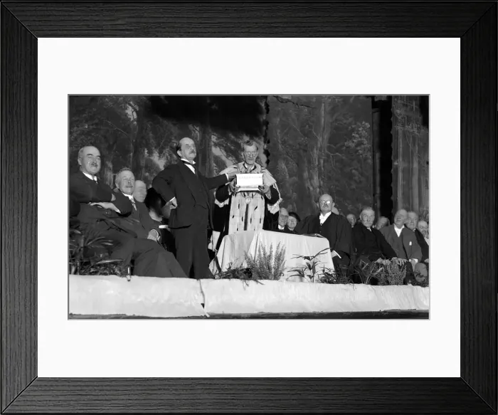 Framed Print : Sir James Barrie, creator of Peter Pan, recieves the Freedom of Dumfries Framed Print : Sir James Barrie, creator of Peter Pan, recieves the Freedom of Dumfries