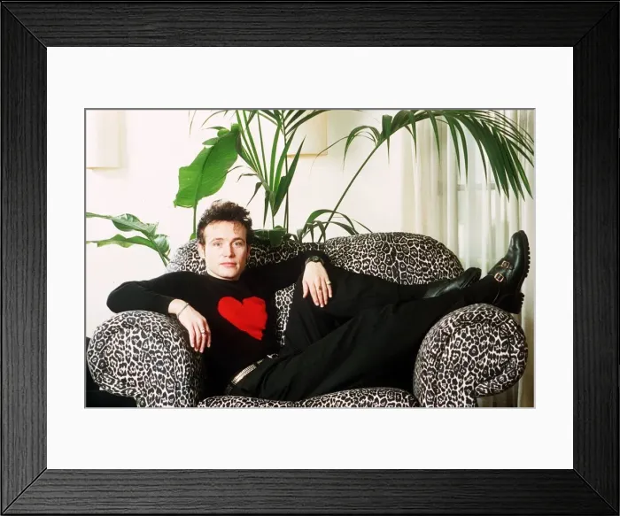 Framed Print : Adam Ant singer sits in chair - Stuart Goddard Framed Print : Adam Ant singer sits in chair - Stuart Goddard