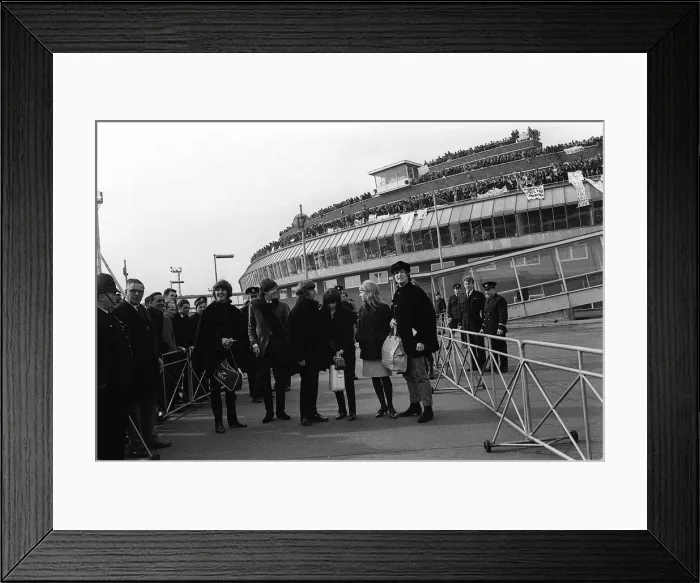Framed Print : London to Austria 13th March 1965. Two days after arriving back in the UK from