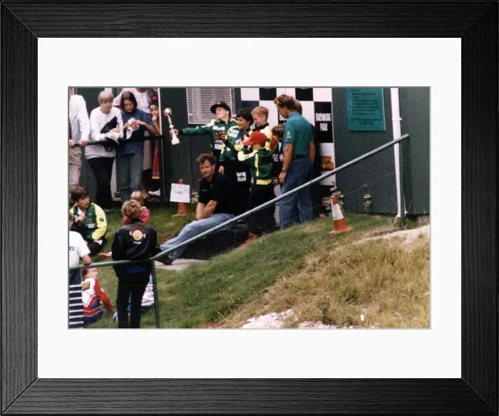  : Princess Diana with her sons Price William (aged 11) and Prince Harry (8)