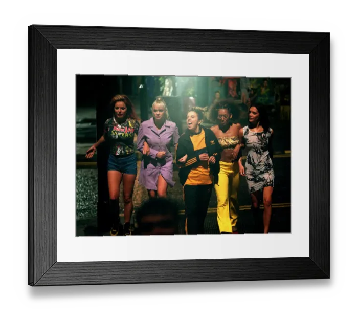 Framed Print : Pop Group Spice Girls filming in Holborn June 1997 for their new film