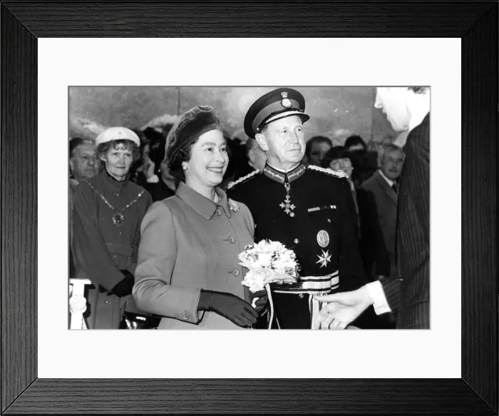 Framed Print : Queen Elizabeth II and Prince Philip during a visit to Gateshead Metro Station with Sir Framed Print : Queen Elizabeth II and Prince Philip during a visit to Gateshead Metro Station with Sir