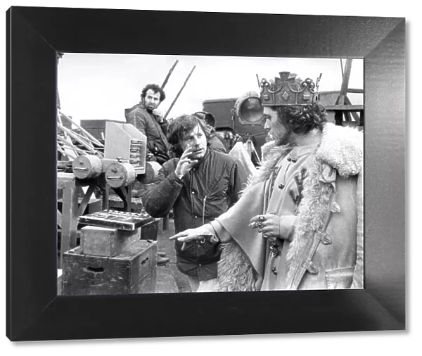 Film director Roman Polanski talks with actor Jon Finch who plays MacBeth in 1979