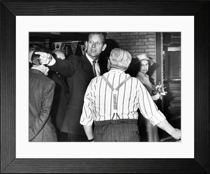 Framed Print : Queen Elizabeth II and Prince Philip on the North East Leg of The Jubilee Tour 1977 to Framed Print : Queen Elizabeth II and Prince Philip on the North East Leg of The Jubilee Tour 1977 to