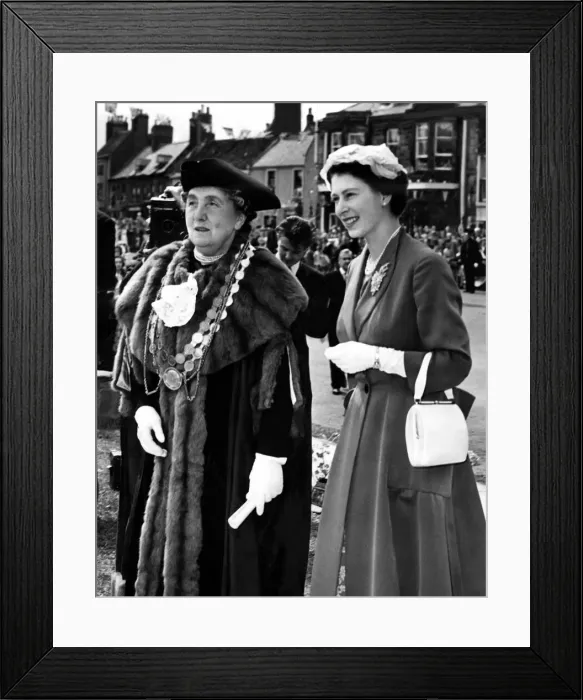 Framed Print : Queen Elizabeth II smiling at the cheering crowds during a trip to Berwick on Tweed Framed Print : Queen Elizabeth II smiling at the cheering crowds during a trip to Berwick on Tweed