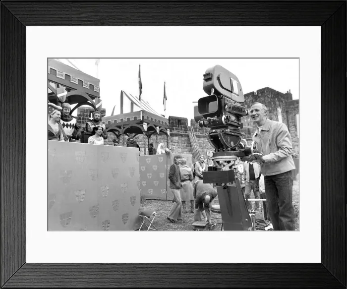 Framed Print : Actors and film crew at Alnwick Castle in Northumberland for the making of the Disney