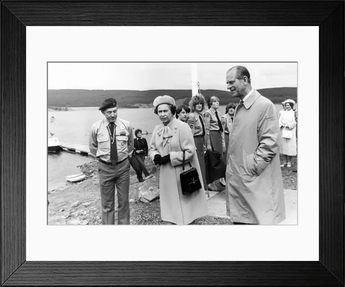 Framed Print : Queen Elizabeth II and Prince Philip officially open the Kielder Reservoir, Kielder Water