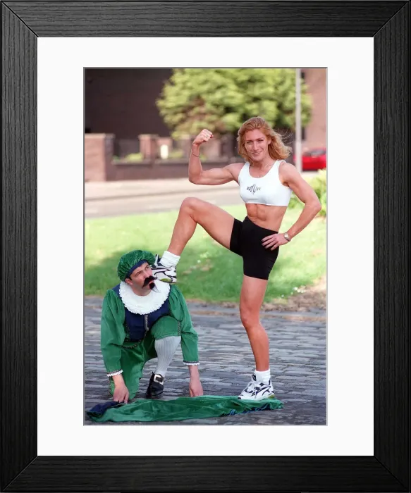 Framed Print : Anti smoking feature May 1998 Gladiator Siren with Sir Walter Raleigh Framed Print : Anti smoking feature May 1998 Gladiator Siren with Sir Walter Raleigh