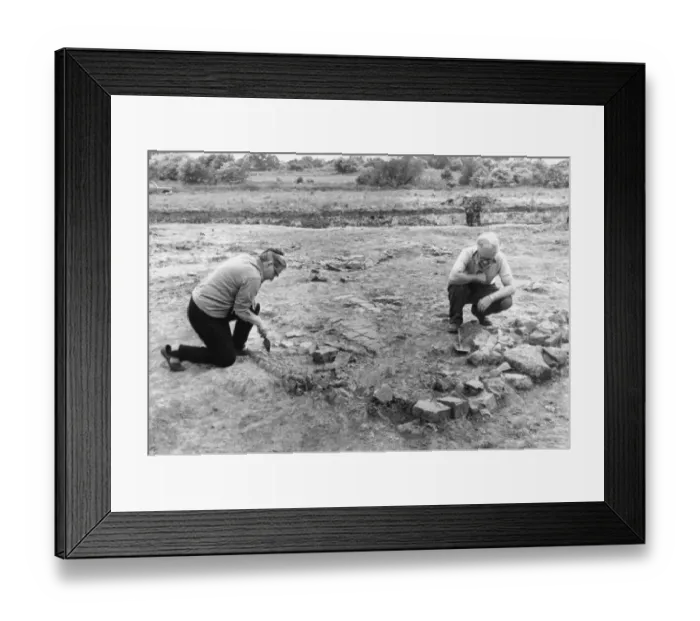 Framed Print : Nuneaton may have yielded another important archaeological discovery - the site of a Framed Print : Nuneaton may have yielded another important archaeological discovery - the site of a