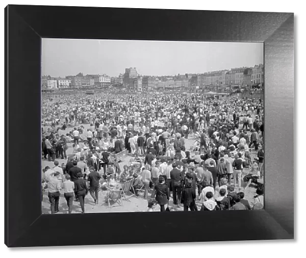 Mods and rockers congregate on the beach at Margate. 20th May 1964. S4789-6
