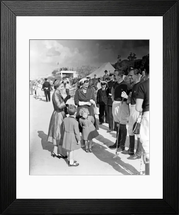Framed Print : Queen Elizabeth II, with Countess Edwina Mountbatten (1901 - 1960) Prince Charles (left Framed Print : Queen Elizabeth II, with Countess Edwina Mountbatten (1901 - 1960) Prince Charles (left