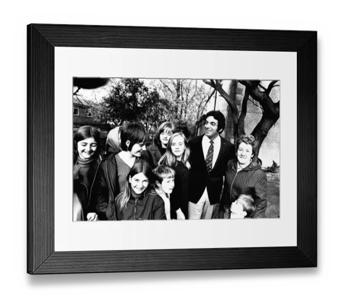 Framed Print : Frankie Vaughan signs autographs for fans during a visit to Ryton Park Country Club to