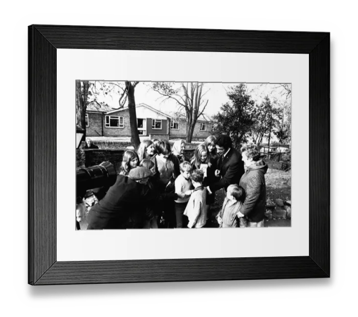 Framed Print : Frankie Vaughan signs autographs for fans during a visit to Ryton Park Country Club to
