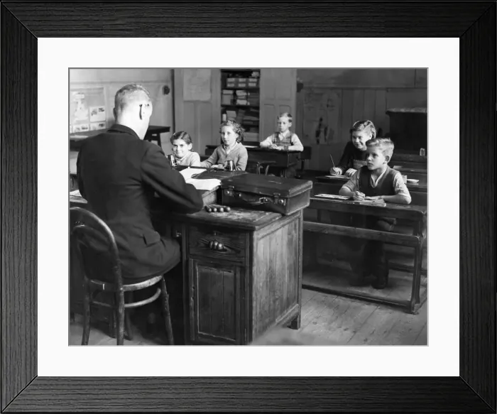 Framed Print : Pupils at Hamsteels Church of England School 12 October 1955 Framed Print : Pupils at Hamsteels Church of England School 12 October 1955