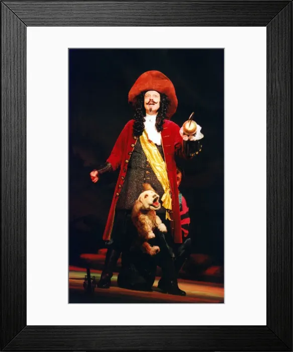Framed Print : Lesley Grantham as Captain Hook in the pantomime Peter Pan at the Theatre Royal Framed Print : Lesley Grantham as Captain Hook in the pantomime Peter Pan at the Theatre Royal