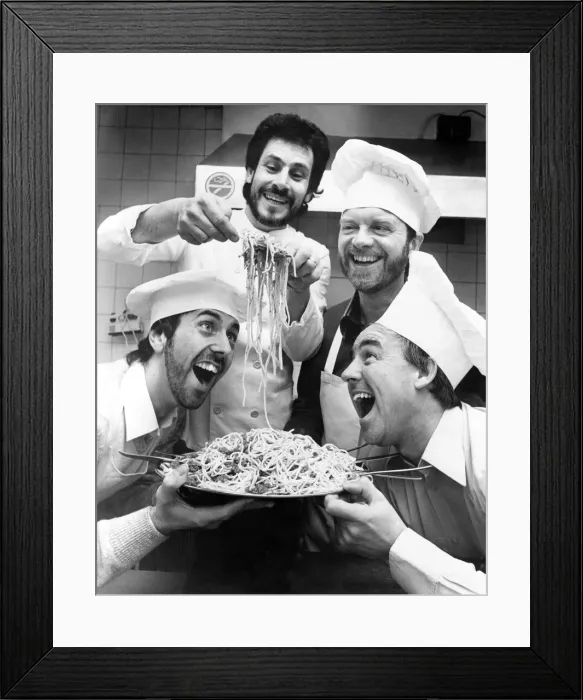 Framed Print : Chef Felicetti Emidio (second left) passes on tips to Anthony Smith Framed Print : Chef Felicetti Emidio (second left) passes on tips to Anthony Smith