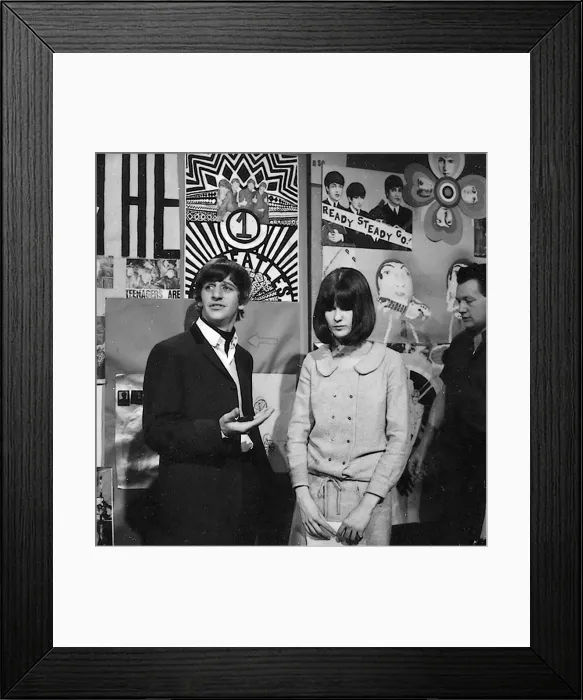 Framed Print : Ringo Starr, hostess Cathy McGowan and director Robert Fleming on the set of TV show Framed Print : Ringo Starr, hostess Cathy McGowan and director Robert Fleming on the set of TV show
