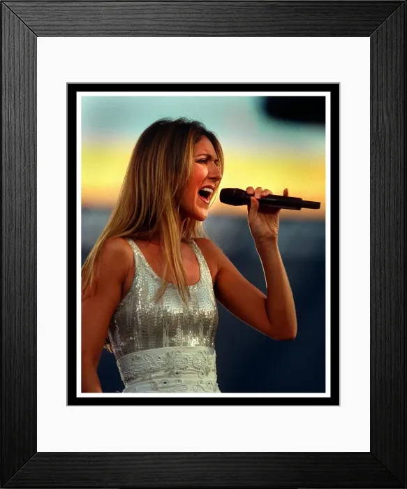 Framed Print : Celine Dion at Murrayfield Edinburgh July 1999 Silver dress singing into microphone Framed Print : Celine Dion at Murrayfield Edinburgh July 1999 Silver dress singing into microphone