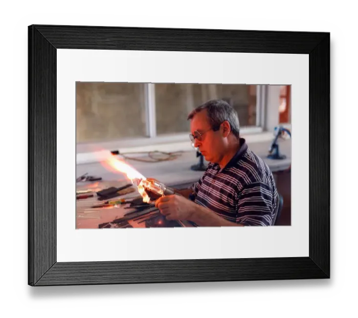 Framed Print : Norman Veitch, from Wearside Glass Sculptures at work in June 1998 Framed Print : Norman Veitch, from Wearside Glass Sculptures at work in June 1998