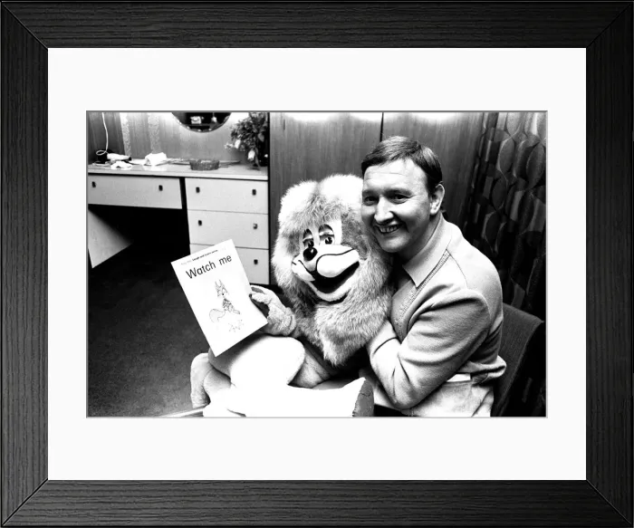 Framed Print : Its Lenny the Lion and his puppet master, ventriloquist Terry Hall