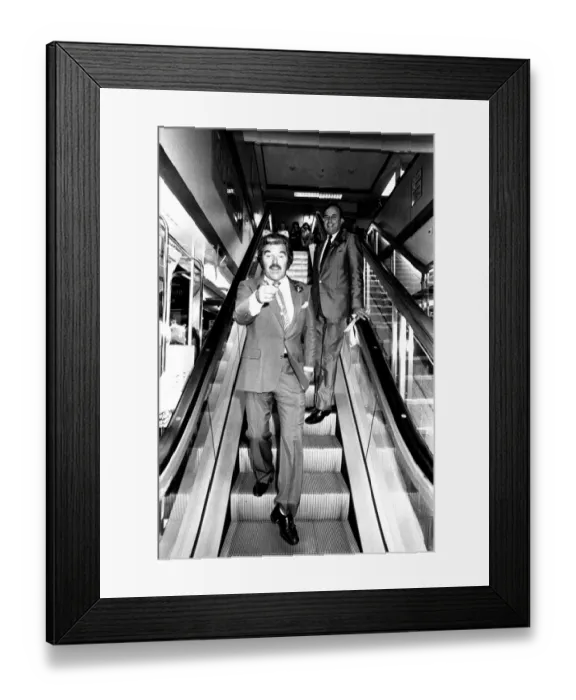 Framed Print : TV sports personality Dickie Davies was a guest of honour at Binns department store in Framed Print : TV sports personality Dickie Davies was a guest of honour at Binns department store in