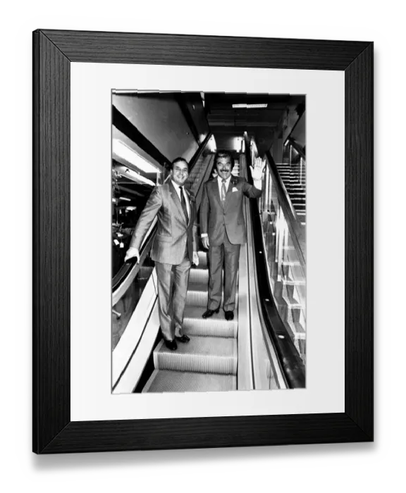 Framed Print : TV sports personality Dickie Davies was a guest of honour at Binns department store in Framed Print : TV sports personality Dickie Davies was a guest of honour at Binns department store in
