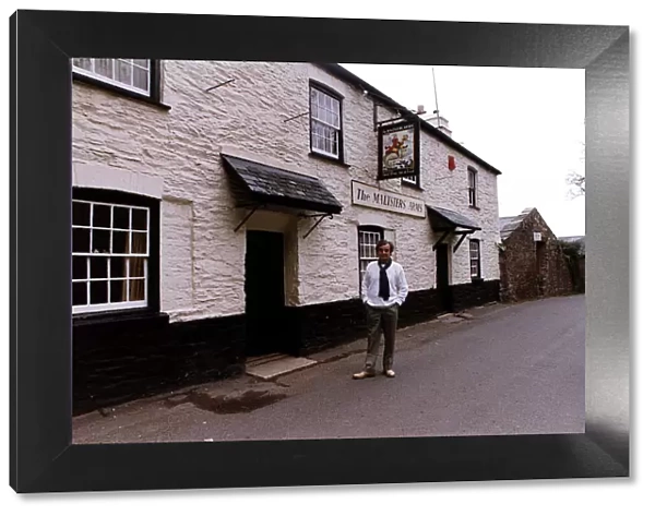 Keith Floyd Television Chef outside The Maltsters Arms near Totnes Devon *** Local