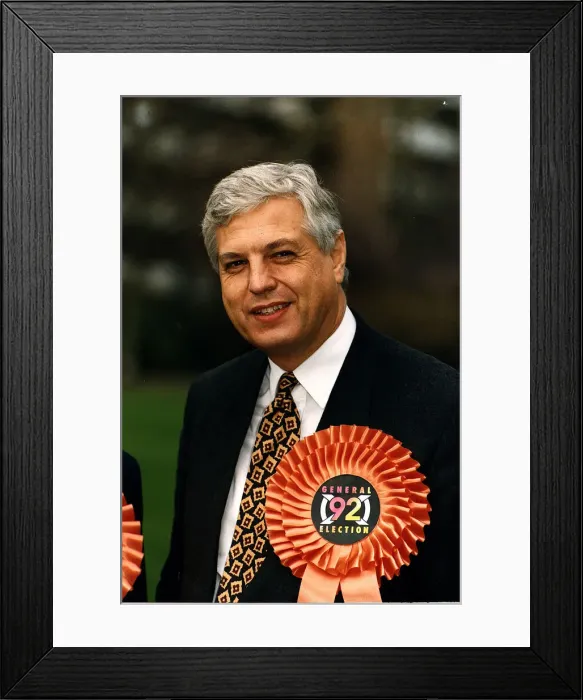 Framed Print : John Simpson BBC Television Anouncer as part of the Election Team Framed Print : John Simpson BBC Television Anouncer as part of the Election Team
