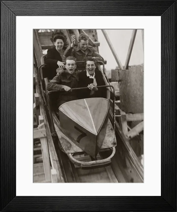 Framed Print : British Soldiers and their girlfriends enjoy a day out at the fun fair Framed Print : British Soldiers and their girlfriends enjoy a day out at the fun fair