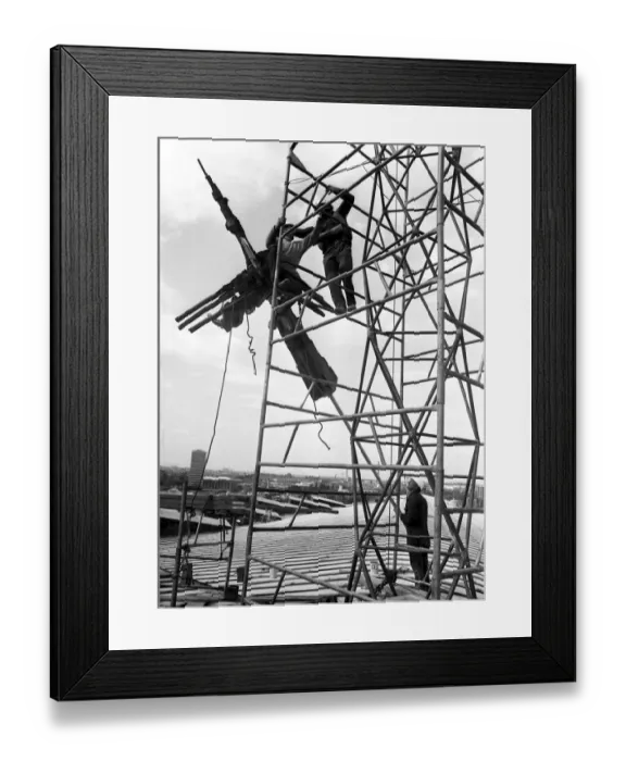Framed Print : The last chapter in the three-year-old saga of Coventry Cathedrals new flying Cross Framed Print : The last chapter in the three-year-old saga of Coventry Cathedrals new flying Cross