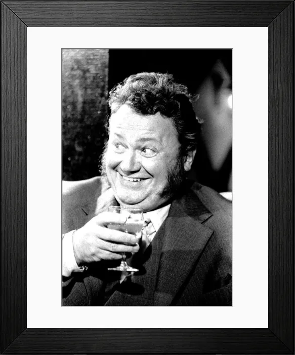 Framed Print : Former Goon, Harry Secombe, before he was due to appear as top of the bill in a cabaret