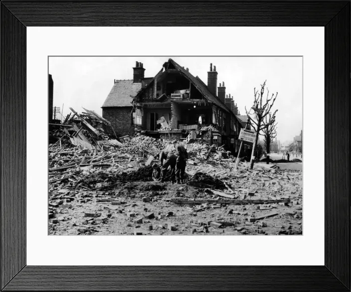 Framed Print : A scene from Friars Road, Coventry city centre. This image was taken soon after the Blitz