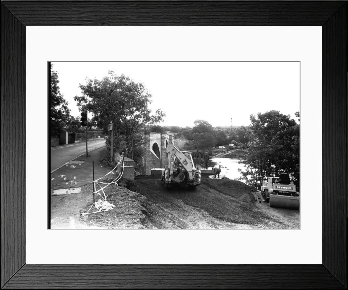 Framed Print : Workmen construct a £250, 000 temporary Bailey bridge over the River Tyne Framed Print : Workmen construct a £250, 000 temporary Bailey bridge over the River Tyne