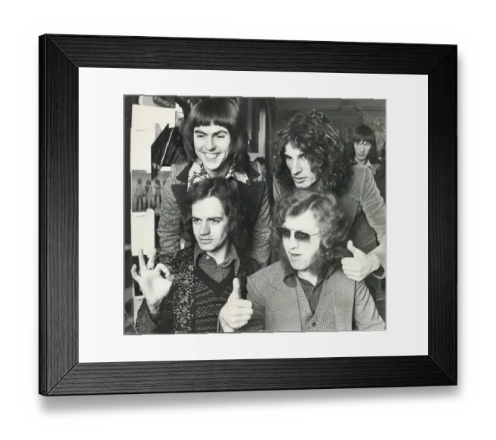 Framed Print : Thumbs up from the Black Country rock group Slade. 24 / 02 / 1975 Top - Dave Hill Framed Print : Thumbs up from the Black Country rock group Slade. 24 / 02 / 1975 Top - Dave Hill