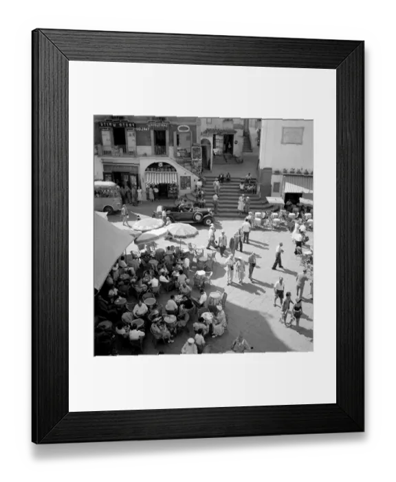 Framed Print : General view of the Piazza Umberto on Capri, Italy, the meeting place of all whom stay or
