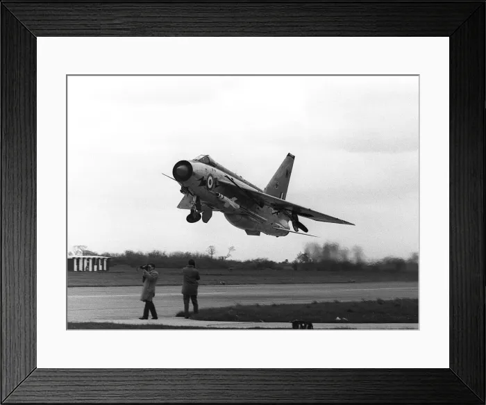 Framed Print : Aircraft English Electric Lightning F3 of RAF 111 Sqd April 1964 taking off Framed Print : Aircraft English Electric Lightning F3 of RAF 111 Sqd April 1964 taking off