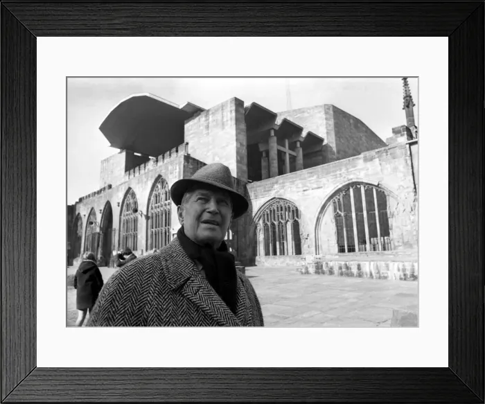 Framed Print : Maurice Chevalier appeared at Coventry Theatre for his farwell concert to Britain Framed Print : Maurice Chevalier appeared at Coventry Theatre for his farwell concert to Britain