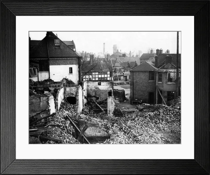 Framed Print : The ruins of the Queens Hotel, Coventry, with Fords Hospital in the background Framed Print : The ruins of the Queens Hotel, Coventry, with Fords Hospital in the background