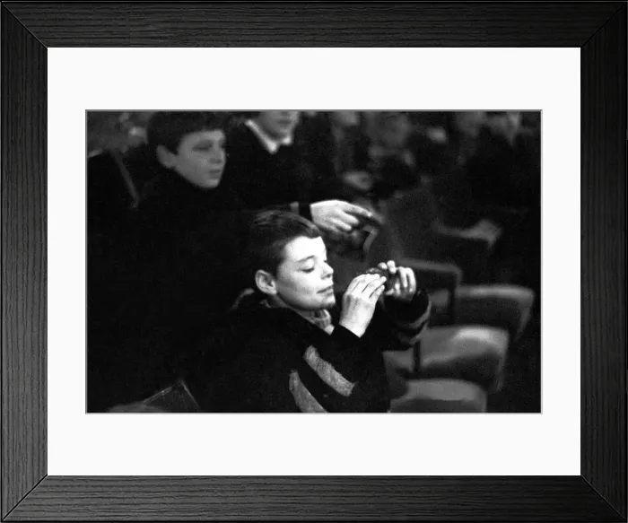 Framed Print : Children watching the pantomime Treasure Island at the Theatre Royal Framed Print : Children watching the pantomime Treasure Island at the Theatre Royal