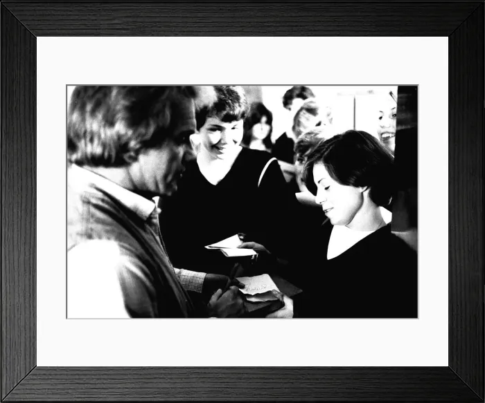 Framed Print : Comedian Freddie Starr at a pupil presenation night at Gateshead Framed Print : Comedian Freddie Starr at a pupil presenation night at Gateshead