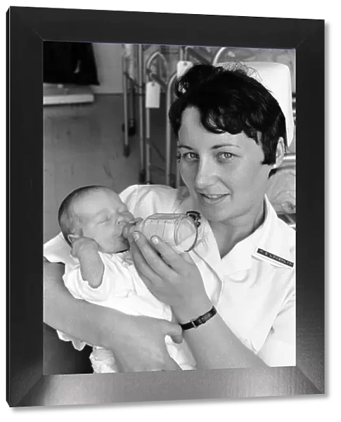 Gertrude Finn, newborn aged 1 week, daughter of John Finn & Gertrude Finn