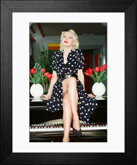 Framed Print : Cyndi Lauper american singer May 1989. Cyndi is in Britain to Framed Print : Cyndi Lauper american singer May 1989. Cyndi is in Britain to