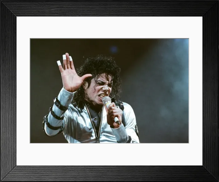 Framed Print : Michael Jackson in concert at Wembley. 22nd July 1988 Framed Print : Michael Jackson in concert at Wembley. 22nd July 1988