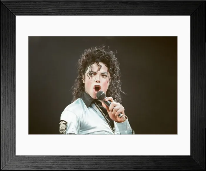 Framed Print : Michael Jackson in concert at Wembley. 15th July 1988 Framed Print : Michael Jackson in concert at Wembley. 15th July 1988