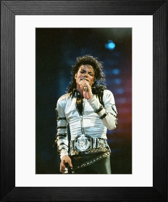 Framed Print : Michael Jackson seen here in concert at Milton Keynes. 10th September 1988 Framed Print : Michael Jackson seen here in concert at Milton Keynes. 10th September 1988