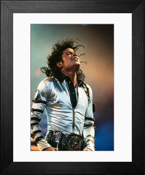 Framed Print : Michael Jackson seen here in concert at Milton Keynes. 10th September 1988 Framed Print : Michael Jackson seen here in concert at Milton Keynes. 10th September 1988