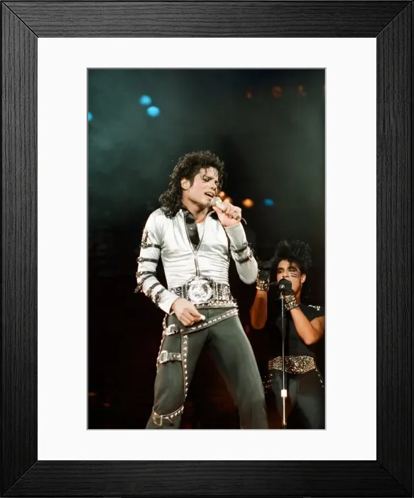 Framed Print : Michael Jackson seen here in concert at Milton Keynes. 10th September 1988 Framed Print : Michael Jackson seen here in concert at Milton Keynes. 10th September 1988