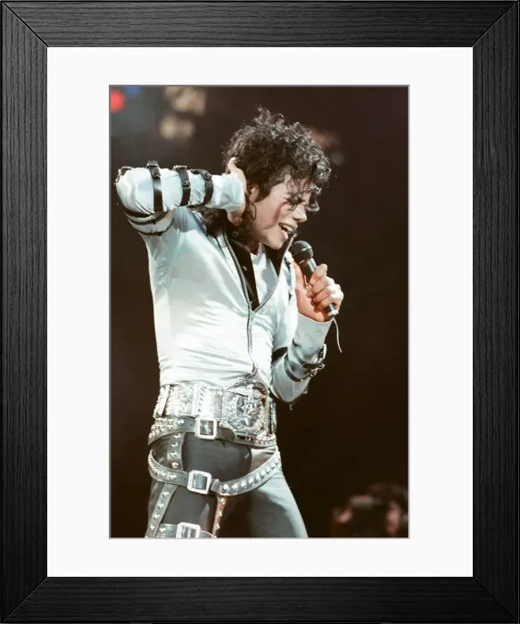 Framed Print : Michael Jackson in concert at Wembley. 15th July 1988 Framed Print : Michael Jackson in concert at Wembley. 15th July 1988