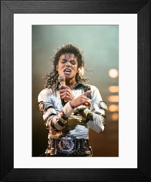 Framed Print : Michael Jackson seen here in concert at Milton Keynes. 10th September 1988 Framed Print : Michael Jackson seen here in concert at Milton Keynes. 10th September 1988