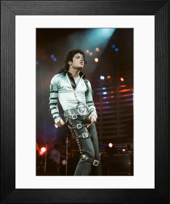 Framed Print : Michael Jackson in concert at Wembley. 15th July 1988 Framed Print : Michael Jackson in concert at Wembley. 15th July 1988